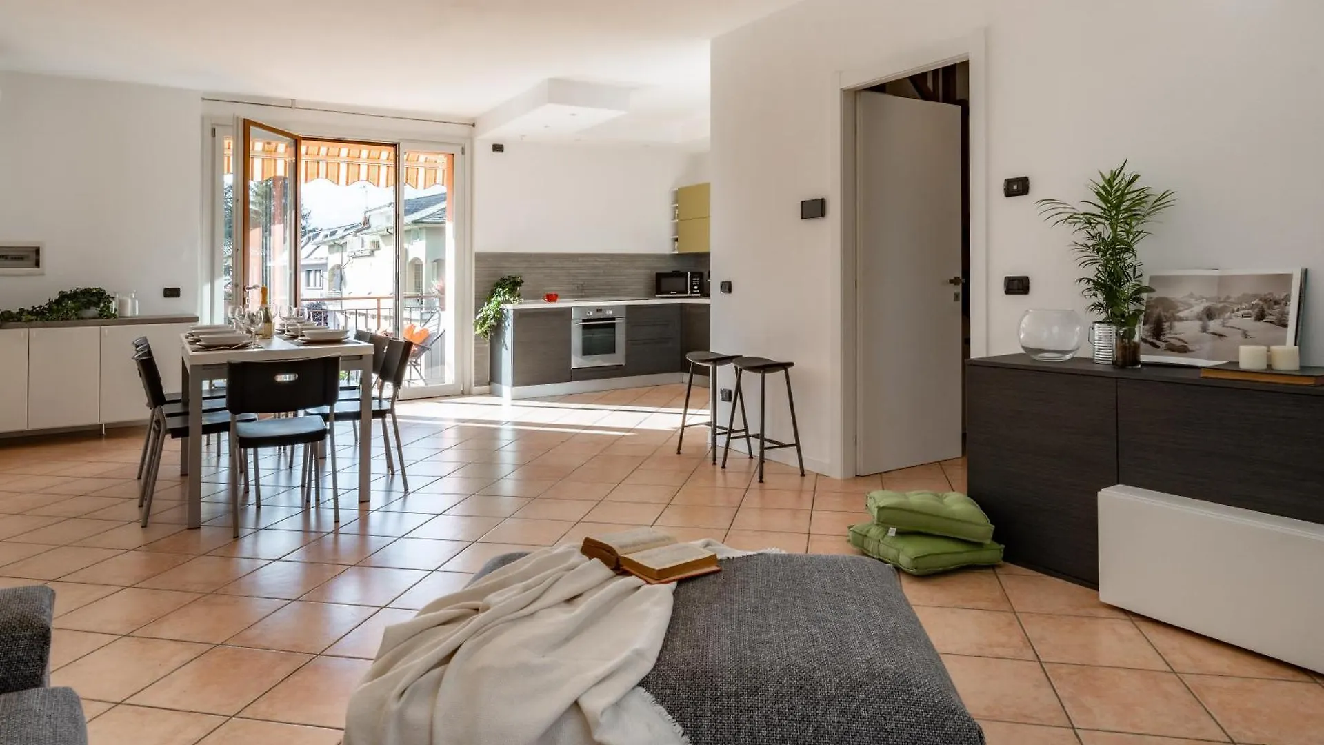 Villa Golden Lake 1 - Just Few Steps From The Lake Dervio